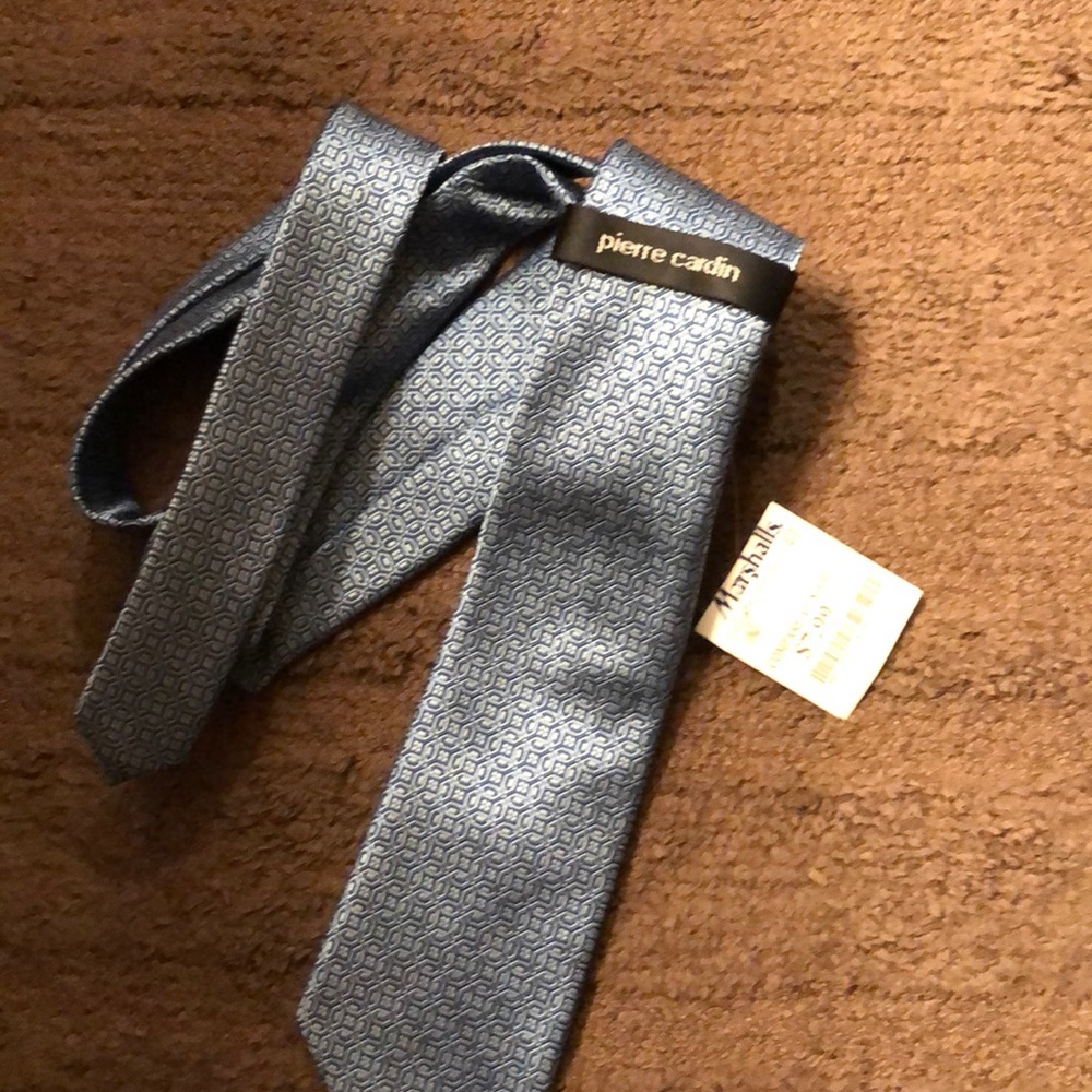 New Pierre Cardin tie